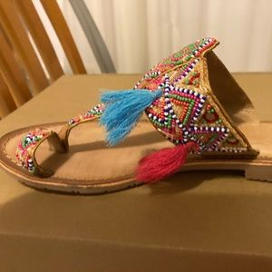 sandals , size 8.5. Chinese laundry (Los Angeles ) multiple colors